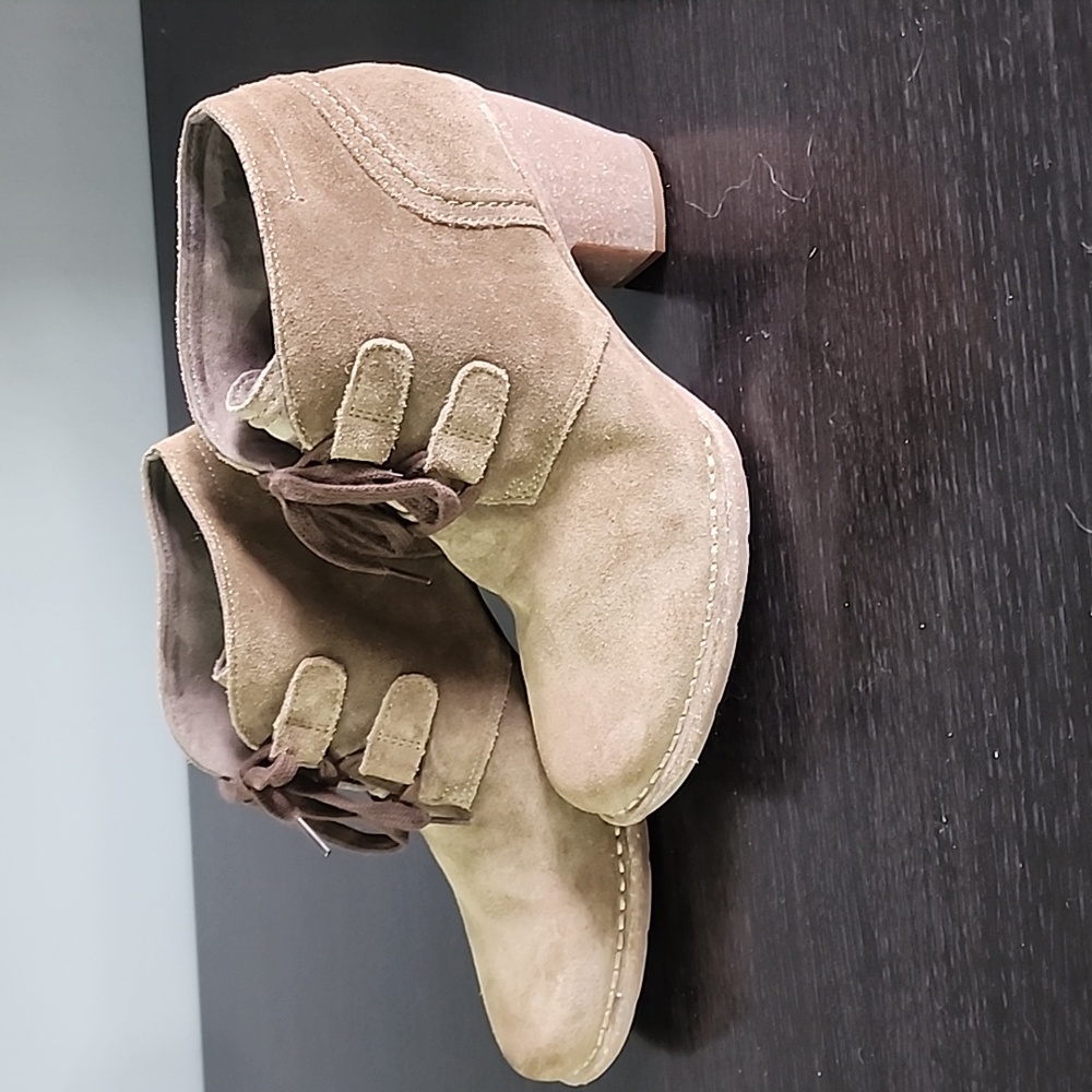 Clarks artisan ankle boot